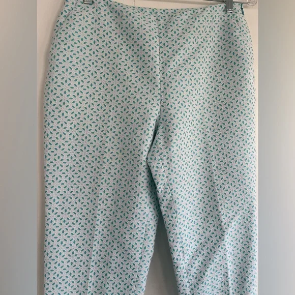 EP Pro Teal and White Floral Eyelet Marseille Pants Size 10 - Picture 4 of 13